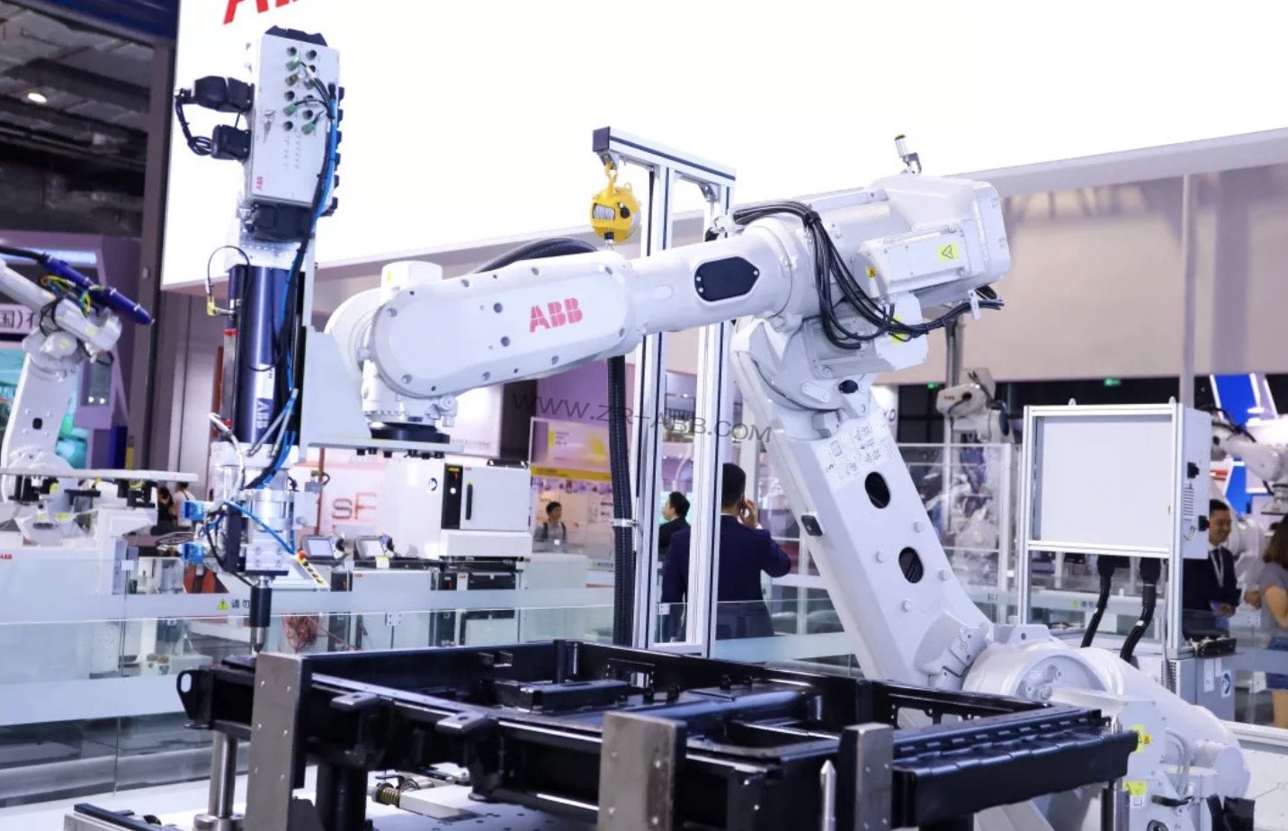 ABB�C���˾S�ޣ�ABB�Cе�ֱ��B����