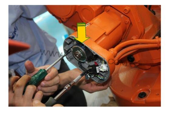 ABB機(jī)器人IRB2400系列伺服電機(jī)軸拆裝步驟流程