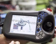 ABB機器人示教器花屏故障的排查與維修